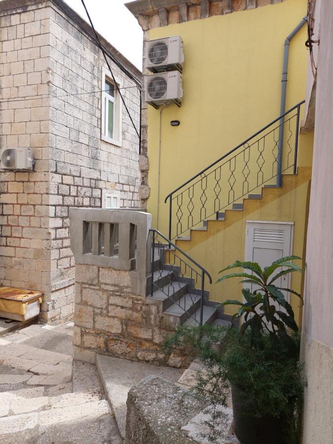Apartmani Antonia Račišće Zewnętrze zdjęcie