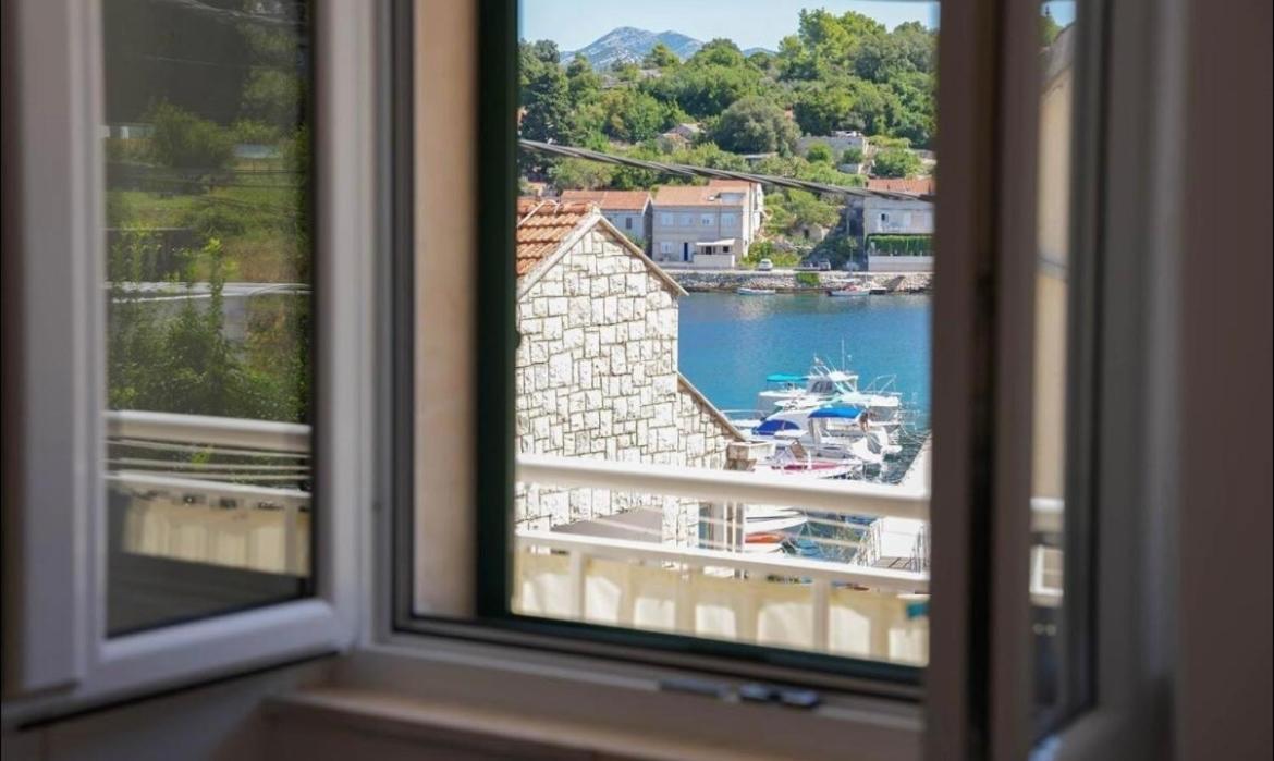 Apartmani Antonia Račišće Zewnętrze zdjęcie