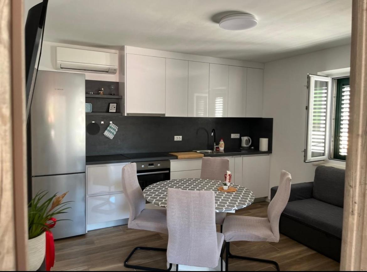 Apartmani Antonia Račišće Zewnętrze zdjęcie